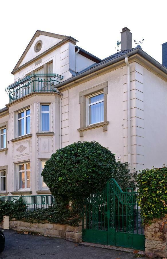 Au 31 Hotell Forbach Exteriör bild