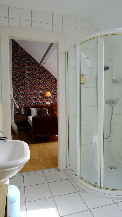 Au 31 Hotell Forbach Exteriör bild